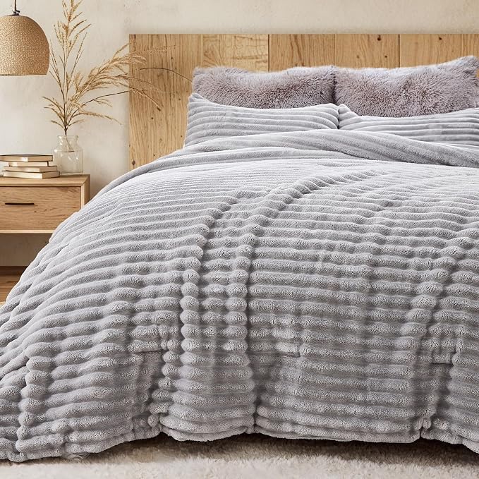 Sasttie King Comforter Set 3 Pieces by SASTTIE