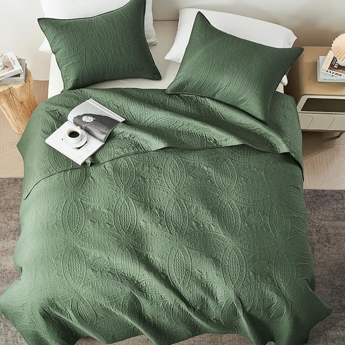 akkialla Twin Quilt Bedding Set, Olive Green Ultrasonic Quilt Set, Lightweight - Image 3