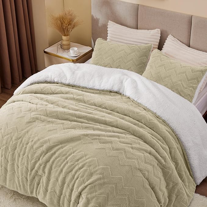 BEDELITE Fluffy Queen Comforter Set - Image 4