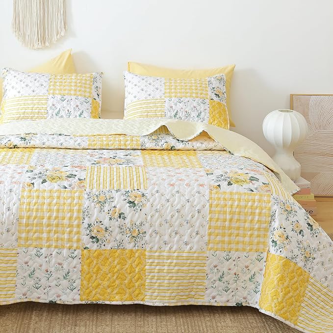 YIKUSH Quilt Sets King Size Floral Quilt Set 3 Pieces Bedding Set Bedspreads by YIKUSH