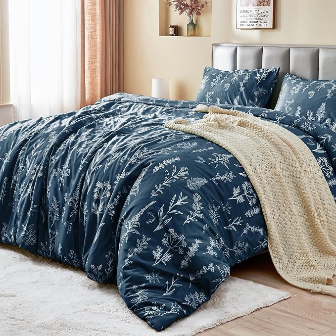 MUXHOMO Duvet Cover King Size, Reversible Floral Navy Duvet Cover Set - Image 2