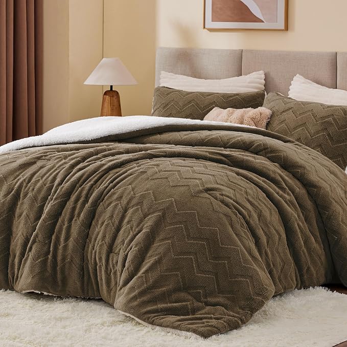 BEDELITE Fluffy King Size Comforter Set - Image 3