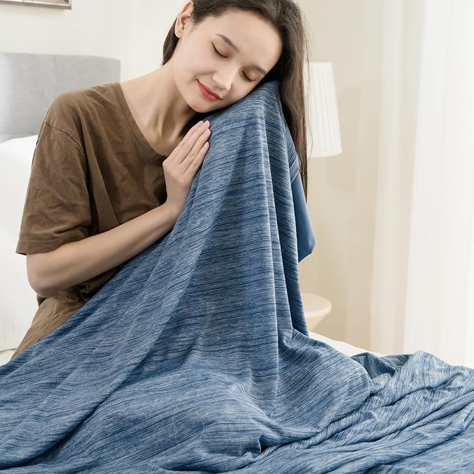 OIGAE Cooling Blanket for Hot Sleepers - Image 8