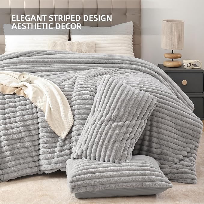 Smoofy Fluffy Queen Comforter Set 3 Pieces - Image 3