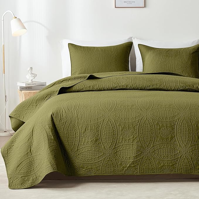 akkialla Full/Queen Quilt Set, Olive Green Lightweight Bedspread by akkialla