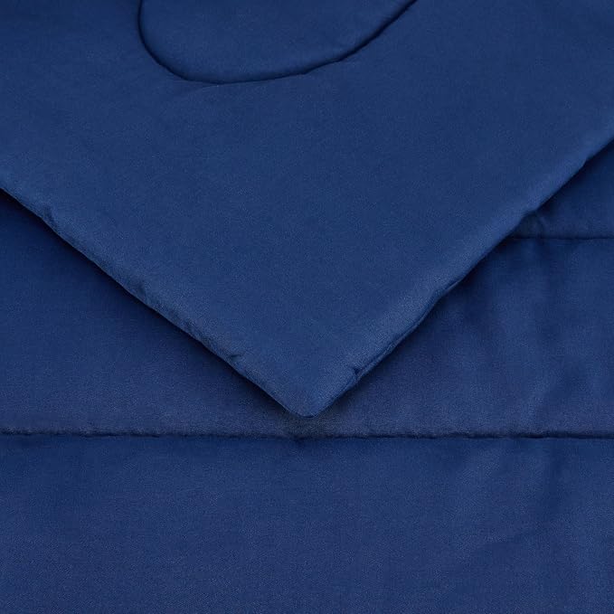 Amazon Basics 2-Piece Soft Microfiber Kid's Comforter and Pillow Sham Set - Image 5