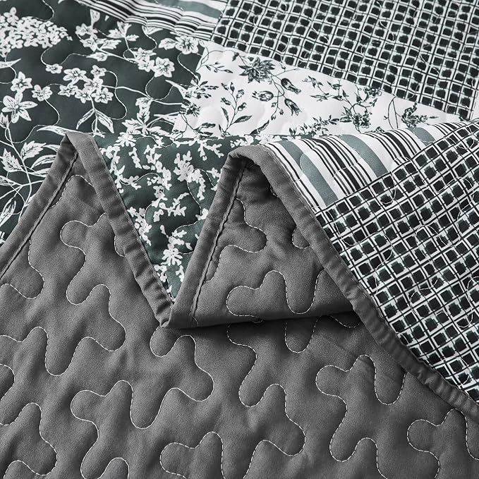 Mybedsoul Black Grey Boho Quilt Set King Size, 3 Pieces Plaid Floral Bedspread - Image 5