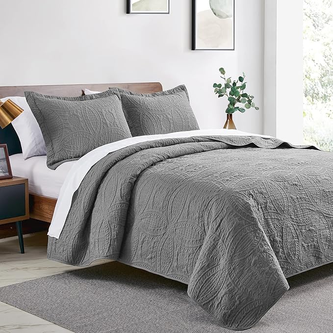 Love's cabin Quilts for Queen Bed Grey Bedspreads - Image 2