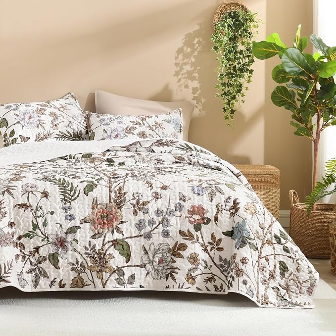 Litanika Floral White Quilt Queen Size by Litanika