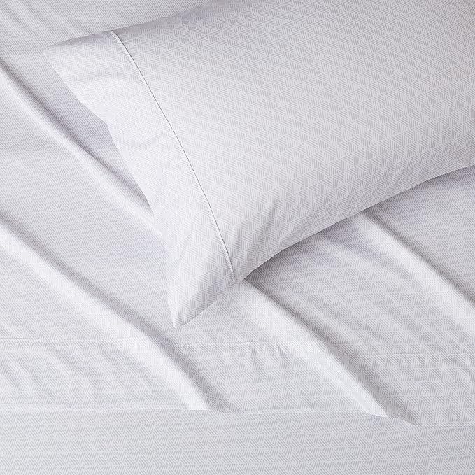 Amazon Basics Lightweight Super Soft Easy Care Breathable Wrinkle Resistant - Image 3