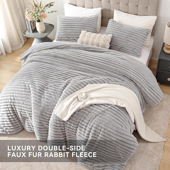 Smoofy Fluffy Queen Comforter Set 3 Pieces - Image 4