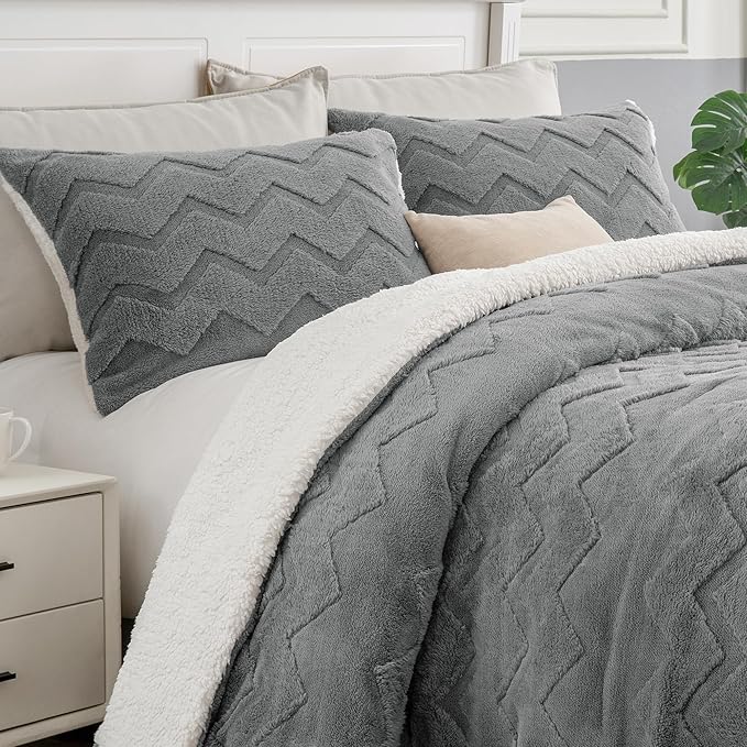 BEDELITE Fluffy Twin Comforter Set by BEDELITE