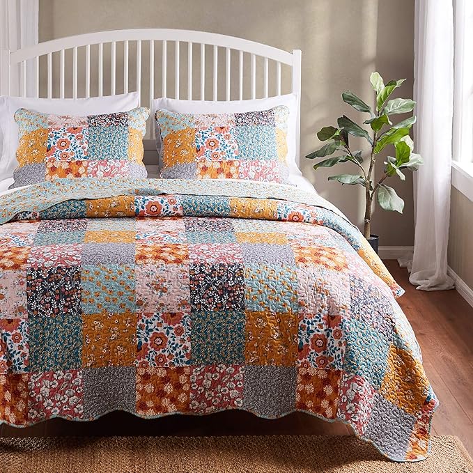 Greenland Home Carlie Modern Floral Reversible Quilt Set, 3-Piece King - Image 2