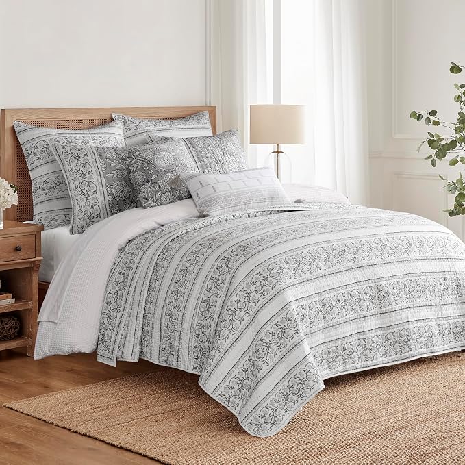 Levtex Home Adare Grey Reversible Full/Queen Quilt Set - Image 4