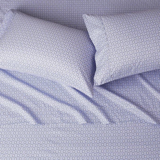 Amazon Basics Breathable Lightweight Super Soft Brushed Microfiber 4-Piece Bed - Image 3