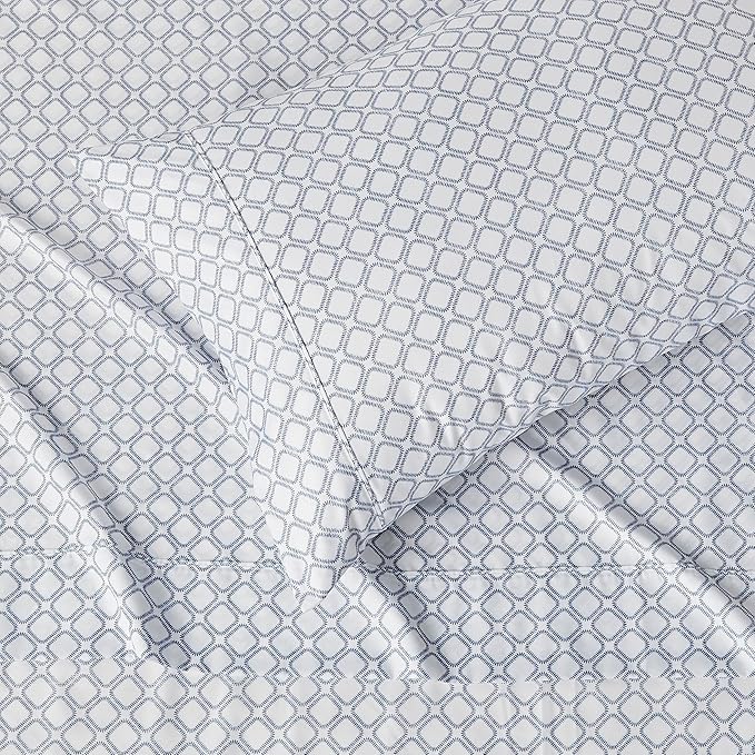Amazon Basics Lightweight Microfiber 3-Piece Bed Sheet Set, Twin XL - Image 3
