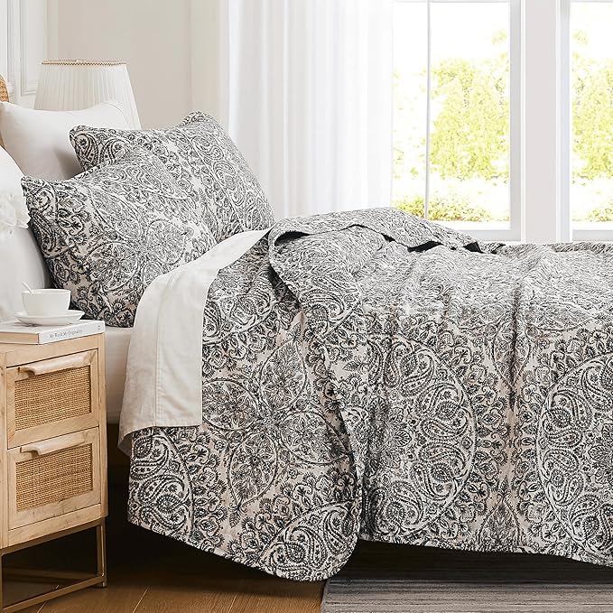 Southshore Fine Living, Inc. Ashanti Collection Oversized King Quilt Bedding Set by SouthshoreFineLivingInc
